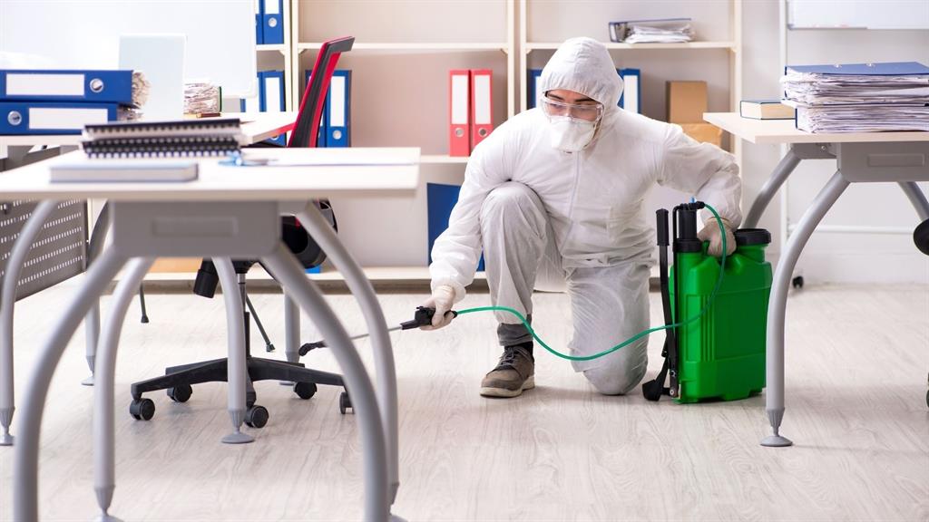 Sanificare gli ambienti di lavoro: ozono o perossido di idrogeno?